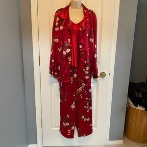 BUY 2 ITEMS & GET 1 FREE - NWT - Secret Treasures 3 Pc Pajama/Lounge Set Sz 1XL